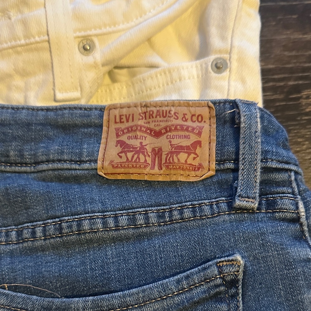 Levi's Classic Indigo Men's Jeans